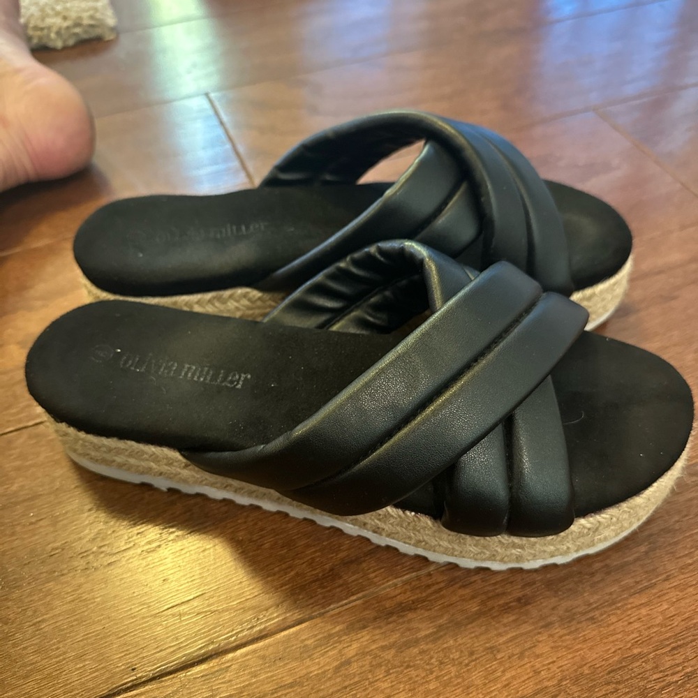 Olivia Miller Black Flatform Wedge Slide Sandals Size 9